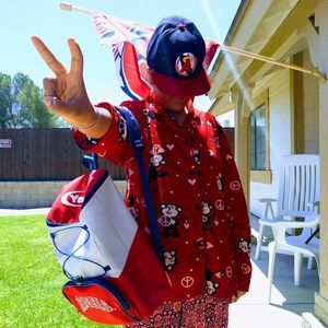 Meet your Posher, Johnny